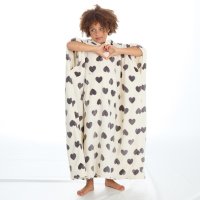 18C832: Older Girls Heart Print Hooded Plush Fleece Long Line Poncho (One Size - 7-13 Years)